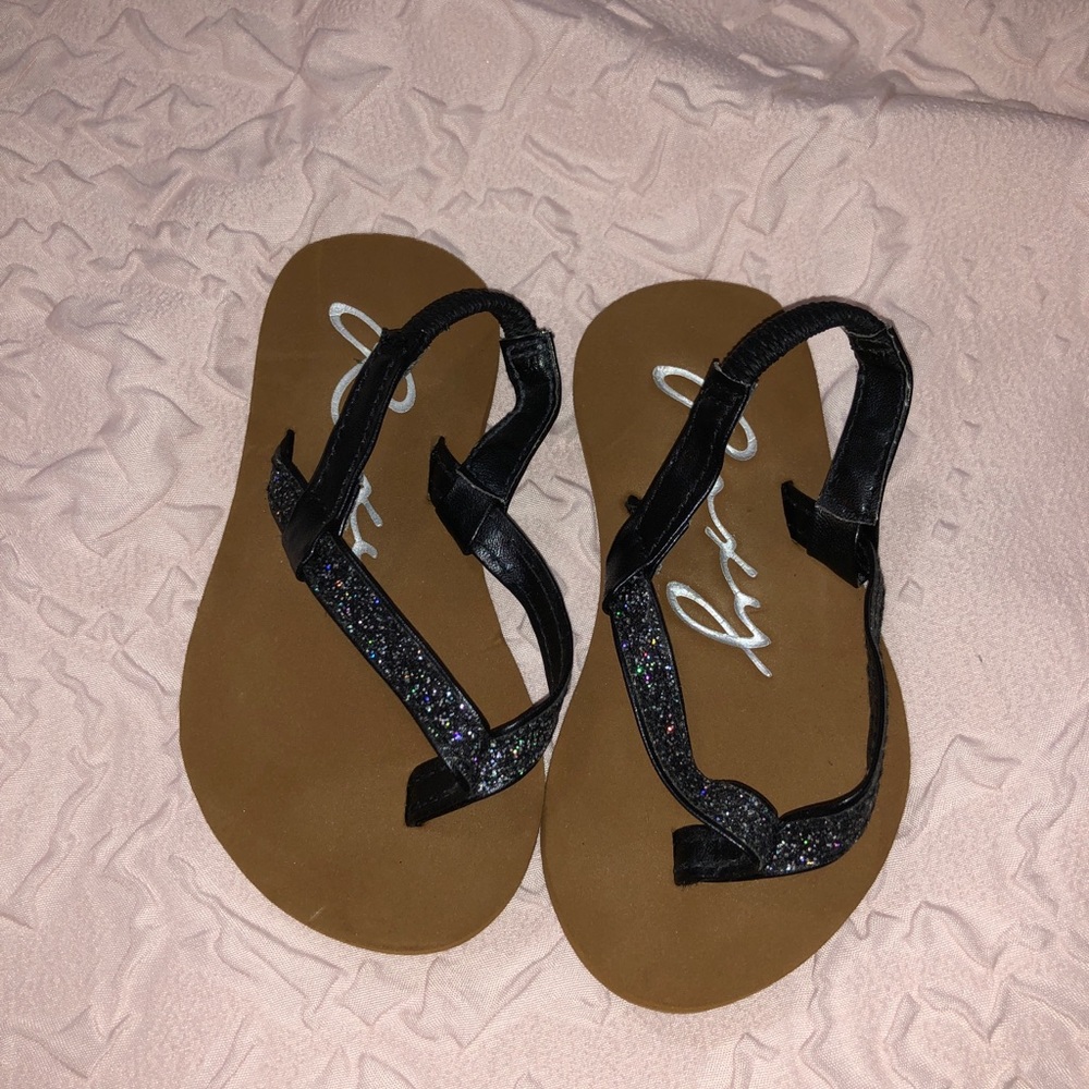 *Toddler*